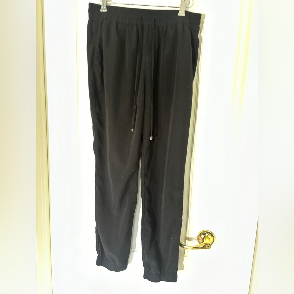 Jeans by Buffalo Black Jogger Pants Women’s Medium Elastic Waist Drawstring